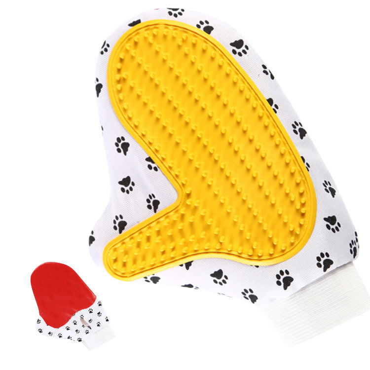 Nolva Pet Grooming Glove - silicone bristles closeup